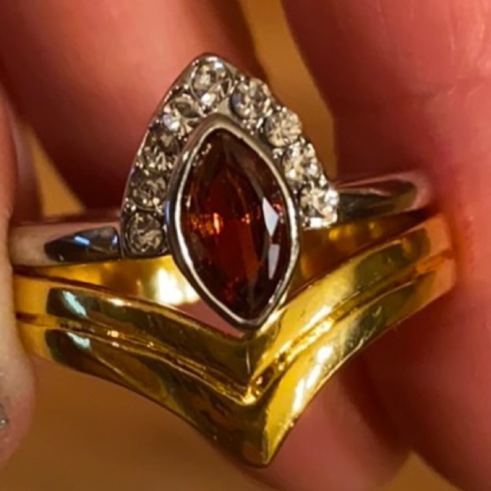 NEW Wonder Woman Ring Set